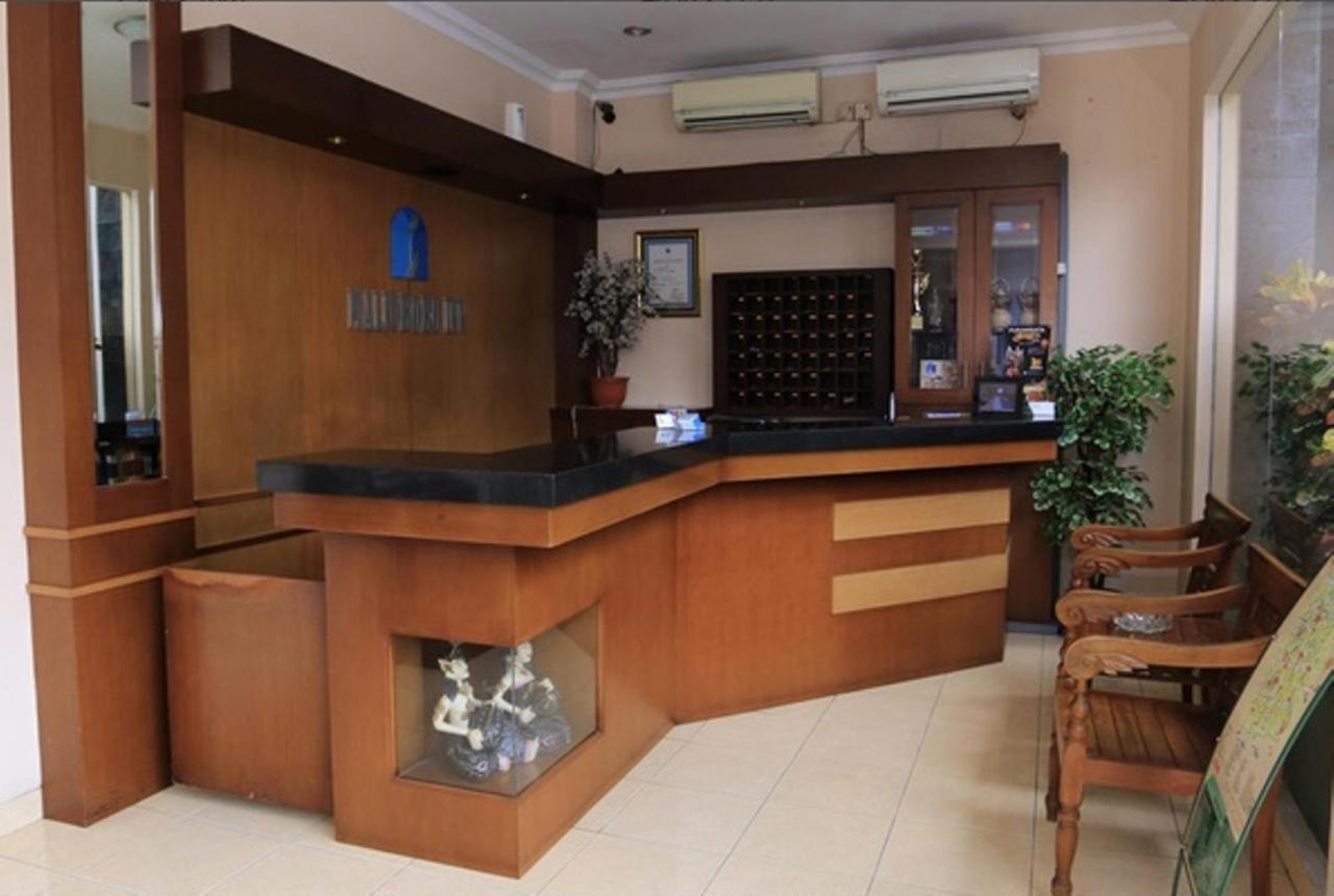 Malioboro Inn Hotel Джокякарта Екстериор снимка