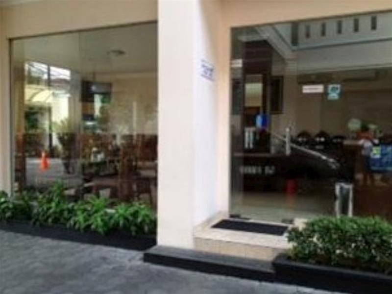 Malioboro Inn Hotel Джокякарта Екстериор снимка
